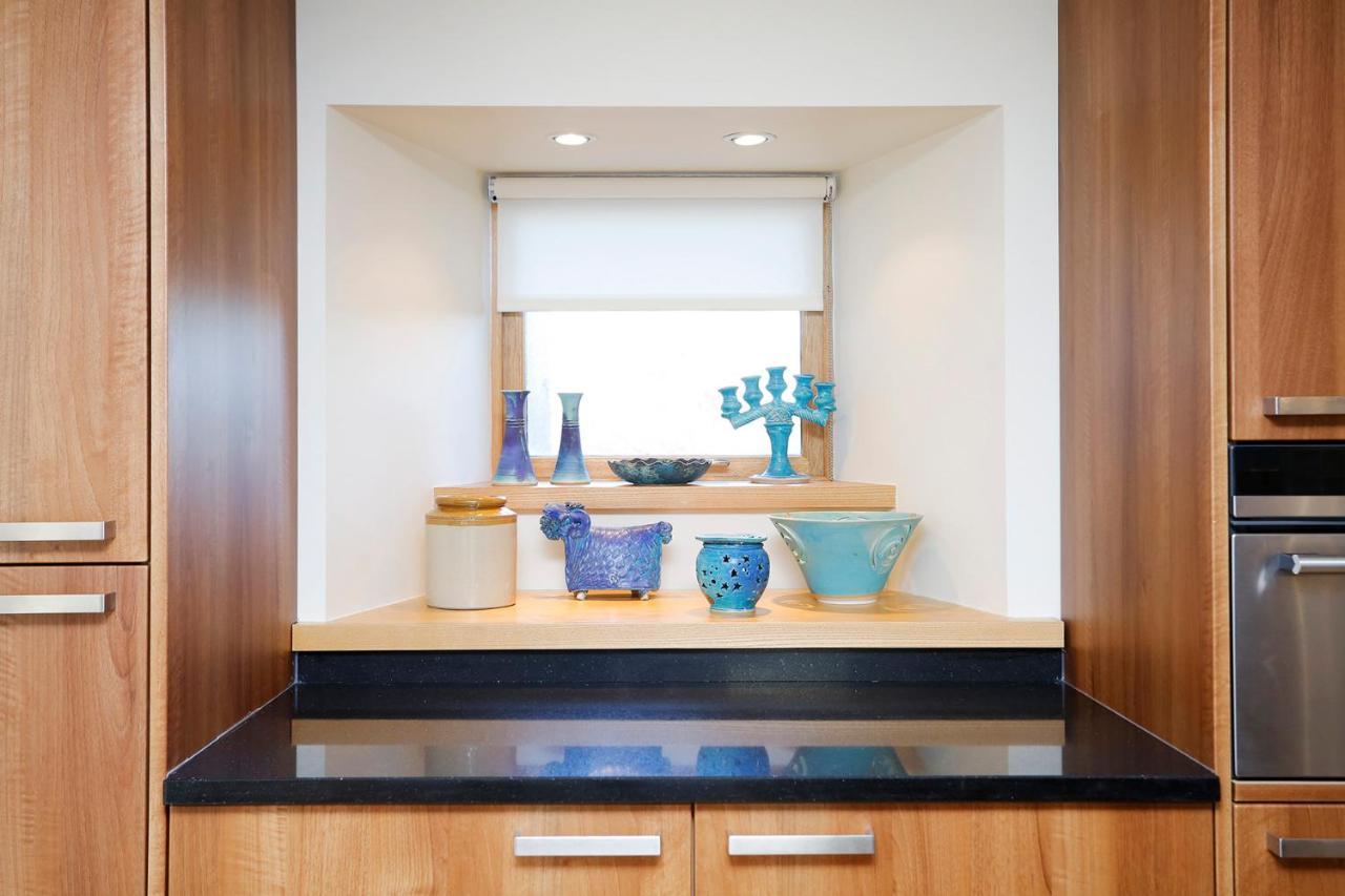 Joivy Unique Mezzanine Apartment In เซนต์แอนดรูว์ ภายนอก รูปภาพ